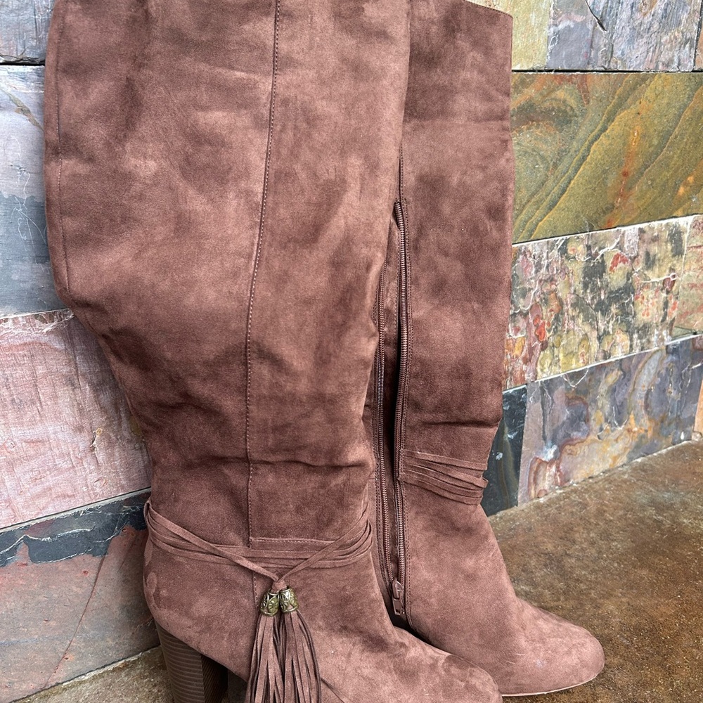 JustFab Chestnut Heeled Boots